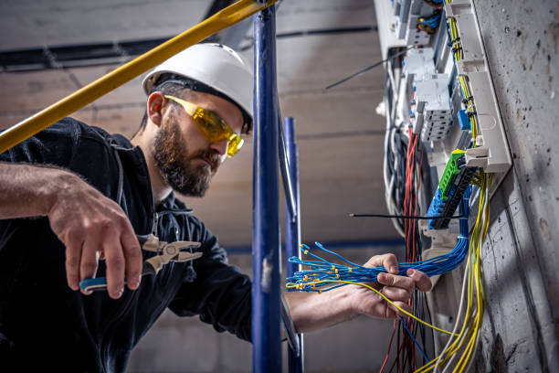 Best Emergency Electrical Repair  in Richwood, TX